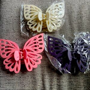3 Butterfly clips